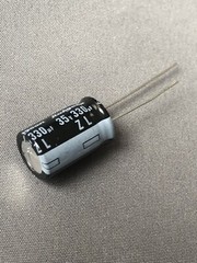 Lof of 4 Rubycon 330 uF 35v Electrolytic Capacitors, Radial Lead