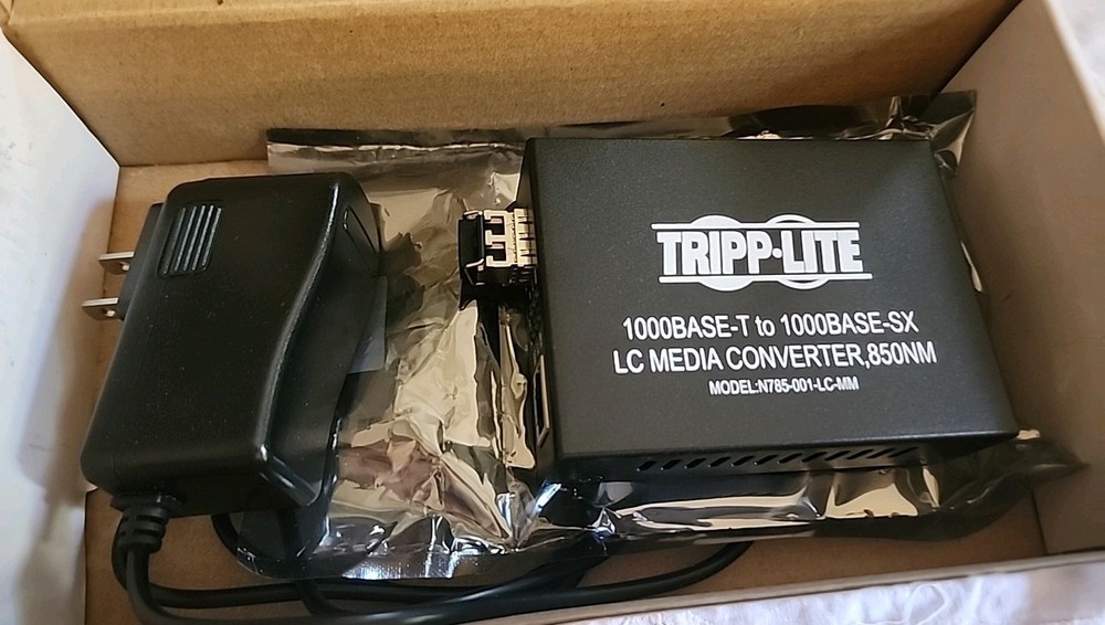 TRIPPLITE 1000BASE-T TO 1000BASE-SX LC MEDIA CONVERTER 850NM