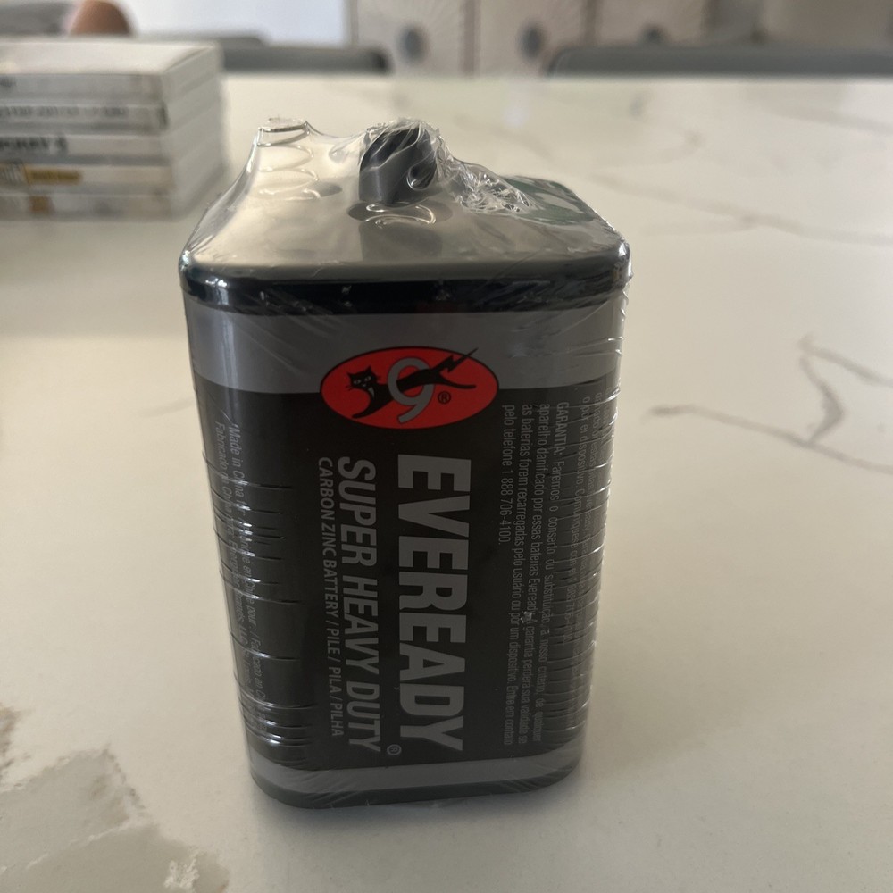EVEREADY 6V Battery Super Heavy Duty 6 Volt Battery BRAND NEW & FACTORY SEALED!