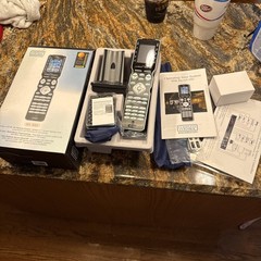 Universal Remote Control MX-980 w/Dock, Power Cord, Button Kit, Labels & Battery