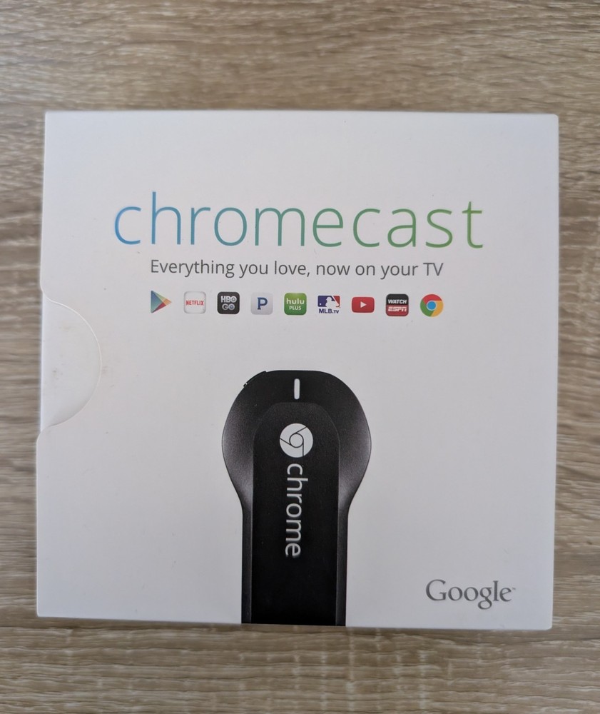 Google Chromecast Streaming Media Player H2G2-42 NIB
