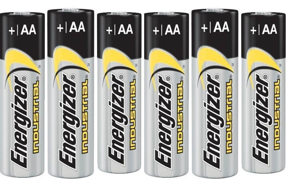 48 AA Energizer Industrial Alkaline EN91 Batteries With Free Battery Holder!