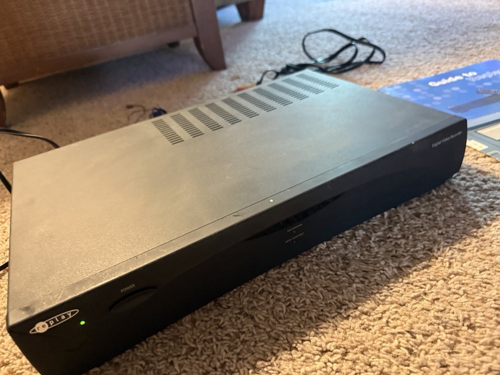 ReplayTV Black DVR/Hard Drive Recorder Set-Top Box with Remote & Guide Original