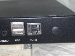 MedeaWiz DV – 76 Multi – Media Player w/ Power & Cables