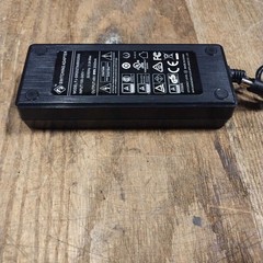 FUJIA FJ-SW2027A48002500 48V 2.5A 120W 4-PIN SWITCHING AC ADAPTER POWER SUPPLY