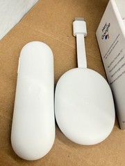 Chrome cast with Google TV (HD) – GA03131 Snow used in Excellent Condition
