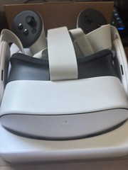 Meta Quest 3S 128GB VR Headset Open Box w/ Controllers