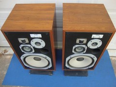 Awesome Pioneer HPM-100, 4-way / 4 Driver Floor Speakers – Pro Modified!