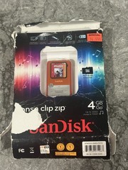SanDisk Sansa Clip Zip 4Gb Orange MP3 Player FM/Voice USB 2.0