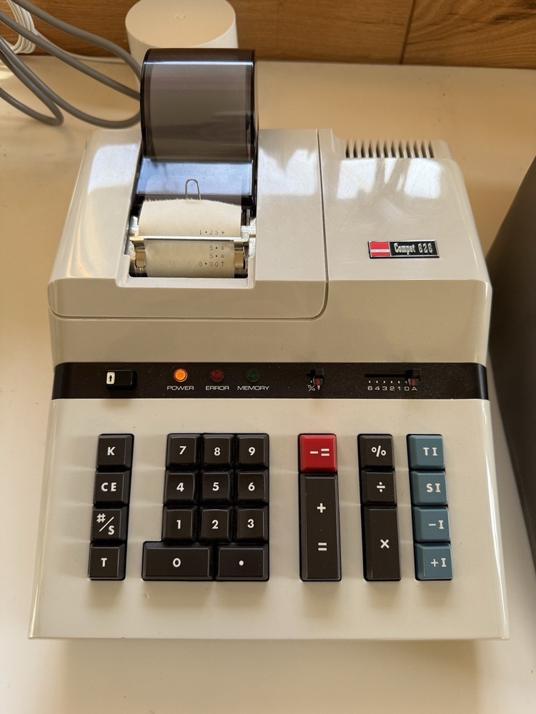 Vintage Sharp Compet 523/626 Electronic Printing Calculator