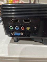 Visiontek HD LED Projector VS-508 With Carry Bag