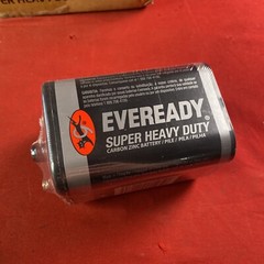 Lot Of 12 Eveready (1209) Lantern 6 Volt Battery Heavy Duty Spring Top – Sealed!