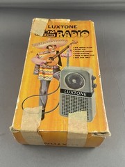 Vintage Luxtone AM/FM Portable Radio Original Box Hong Kong D2379A Needs Repair