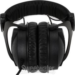Beyerdynamic DT 770 Pro 32 ohm Closed-back Studio Mixing Headphones