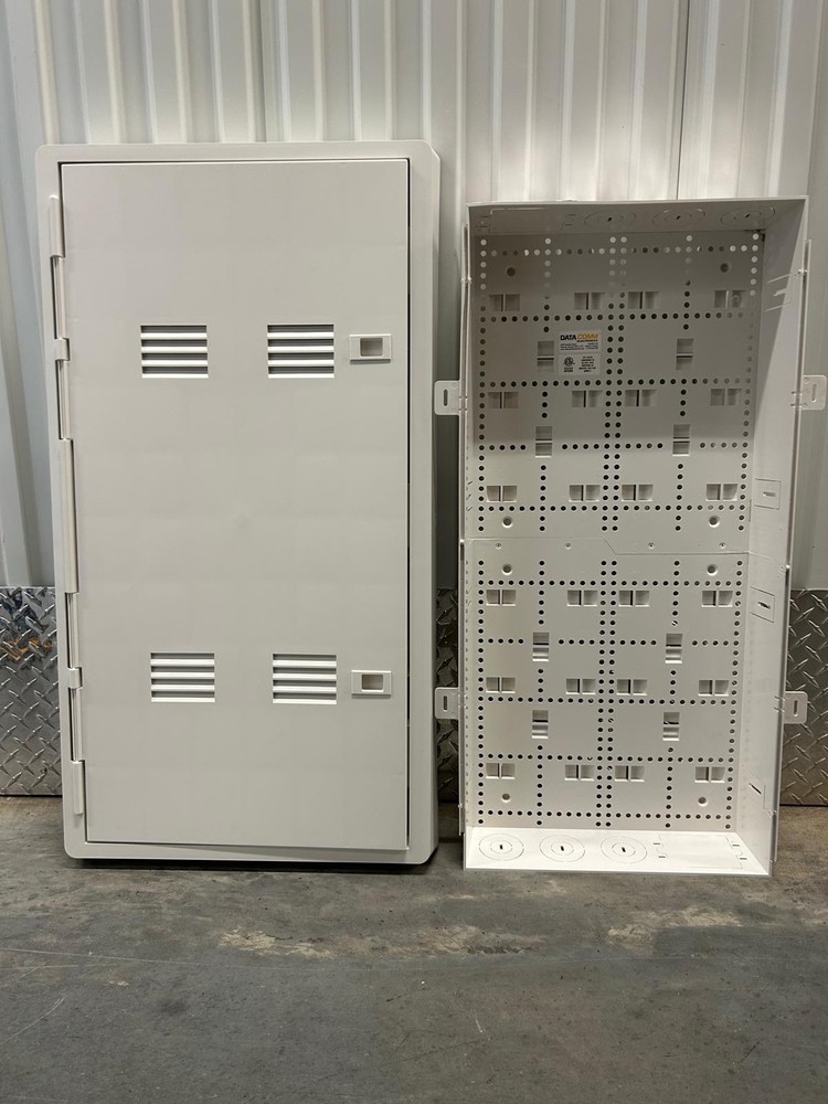 DataComm Electronics Media Panel 80-1530 Plastic Enclosure W/Door 80-1530-HEXT-5