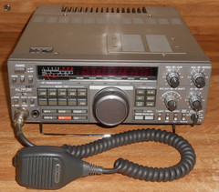 KENWOOD TS-440S 100W ALL MODE HF Ham Radio TRANSCEIVER W/MANUAL! NICE & WORKS