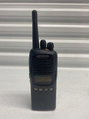 Kenwood TK-3180-K UHF FM Tranceiver w/ Antenna + Battery + Charger + Microphone