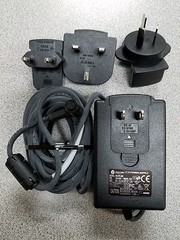 9 VOLT DC. AC / DC WALL POWER SUPPLY 2.5 AMPS, .COMES WITH A 4 PIN CONNECTOR !!