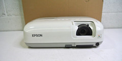 Epson EX30 H283A LCD Projector 223 Lamp Hours. NO REMOTE OR POWER CORD