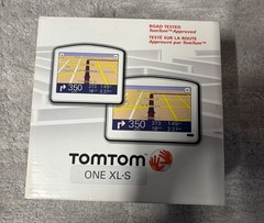 TomTom ONE XL GPS Navigator Bundle w/ Car Charger Tested And Original Box