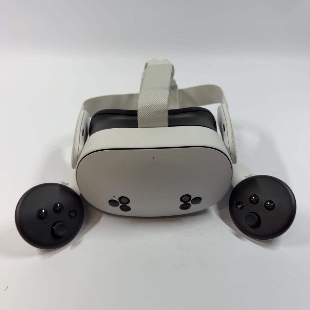 Meta Quest 3S 128GB Standalone All-in-One VR Headset P97