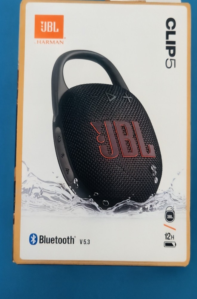JBL Clip5 Portable Bluetooth Speaker Black New in Box