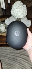 Beats Studio 3 black/gold slightly scratched, box and travel case w/ aux cord