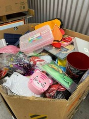Amazon & Target Mixed Merchandise Box – Assorted Finds