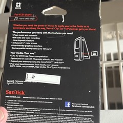 RARE SanDisk Sansa Clip Zip Primetime Purple 💜 (4 GB) Digital Media Player