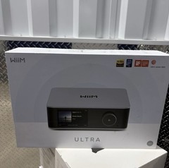 WiiM Ultra Music Streamer & Preamp – 3.5″ Never Used