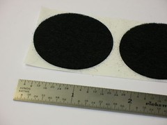 8 FELT DISC 1 1/2 IN (38mm)DIA 1/16″ (1.5mm) HIGH BLACK DOT PAD CIRCLE POD FEET