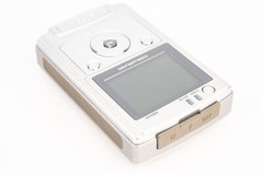 Nikon Coolwalker MSV-01 Digital Photo Storage Viewer with Battery V22