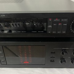 Yamaha M-70 & C-70 Power Amp/ Pre-Amp Combo – Both Power On – Not Fully Tested