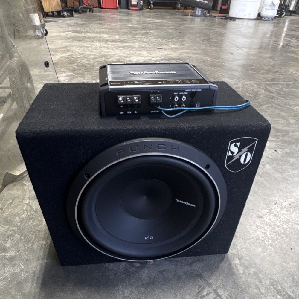 Rockford Fosgate Punch P2 Subwoofer Enclosure w/ R500X1D Amplifier Single Port
