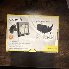 Garmin GPS Touch Screen nüvi 42LM Automotive Mountable
