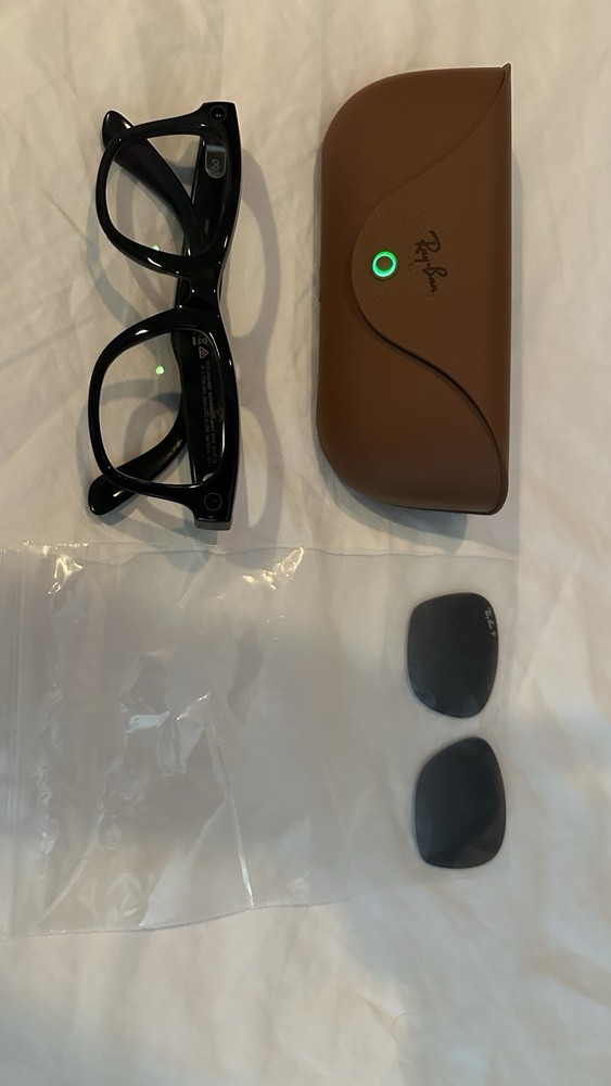 Ray-Ban Meta Gen 2 Wayfarer, Polarized, And Extra Transition Lenses! Barely Used