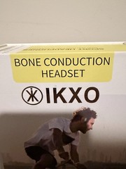 IKXO Q1 PRO Bone Conduction Neckband Headset Red IPX8 BT Built-In MP3 8GB