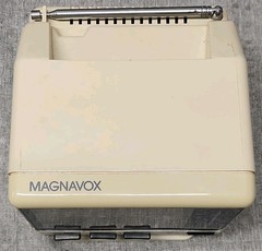 1989 Vintage Magnavox BH3907 Mini TV 4.5” (Black/white) w/Stand Tested