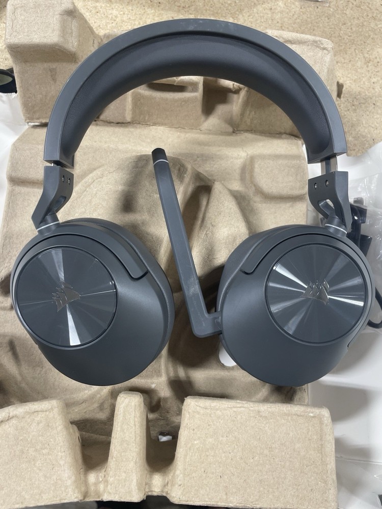 Gray/Black RF Wireless Over-Ear Headphones w/ Built-In Mic, USB Cable