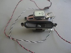 INSIGNIA SPEAKER SET 78T495-501-Y 8 OHMS 11W PULLED FROM MODEL NS-LCD32-09