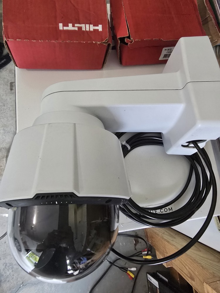 Axis AXIS P5655-E PTZ IP/Network Wired Outdoor Dome Security Camera W/ Bracket