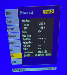 Epson PowerLite 980W 2,140 HOURS W/ POWERCORD AND REMOTE