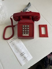 Cortelco Red Analog Desk Telephone 250047-VBA-20M Retro Push Button Volume