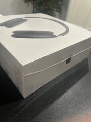 Apple AirPods Max (Space Gray / Black) – BRAND NEW SEALED