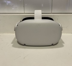 Meta Oculus Quest 2 – 128GB VR Headset + Accessories & Charger