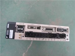 1pc new SGDV-R90A11B servo driver F8