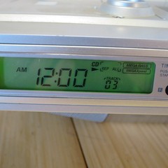 Sony 7 in. LCD TV Clock Radio ICF-CD555TV Under Cabinet Retro Gaming Composite