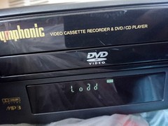 Symphonic WF802 or WF803 DVD/VCR combo unit designed for playing tapes and discs