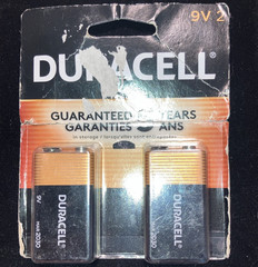 Duracell 9V Alkaline Batteries 2-Pack 9V Block MN1604B2 Exp Mar 2030