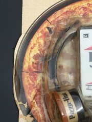 RADIO SHACK / PIZZA HUT Vintage AM Radio with Headphones 1986 – NEW SEALED RARE